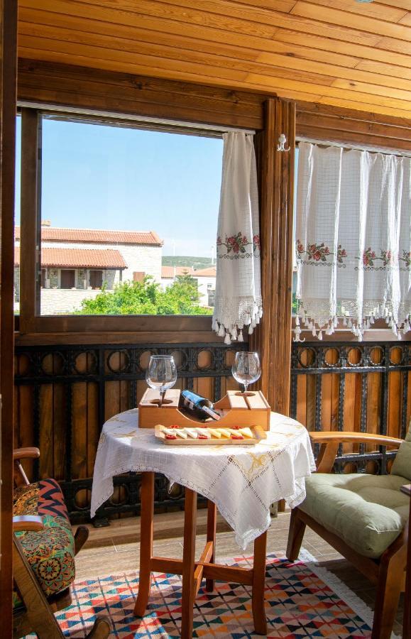 Flores Hotel Alaçatı Alacati Exterior foto