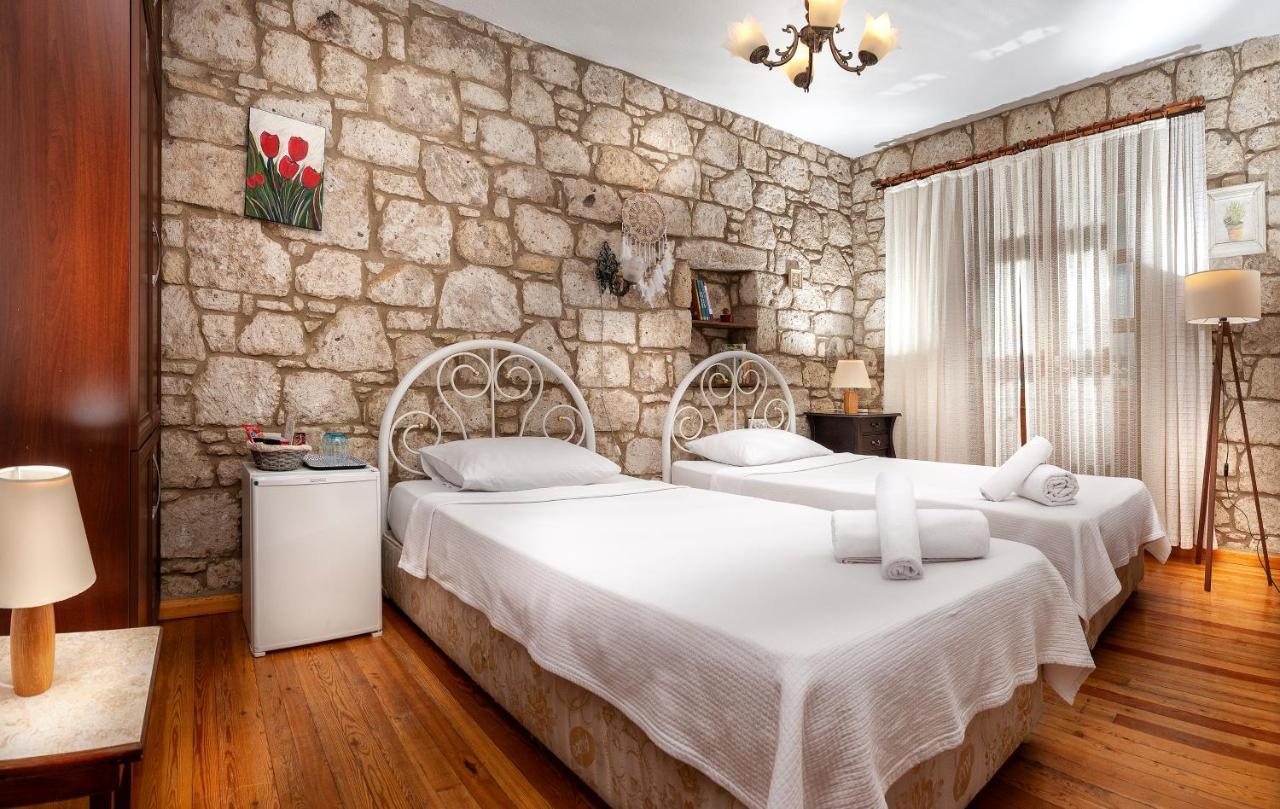 Flores Hotel Alaçatı Alacati Exterior foto